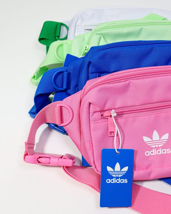 Cangurera Adidas distintos colores